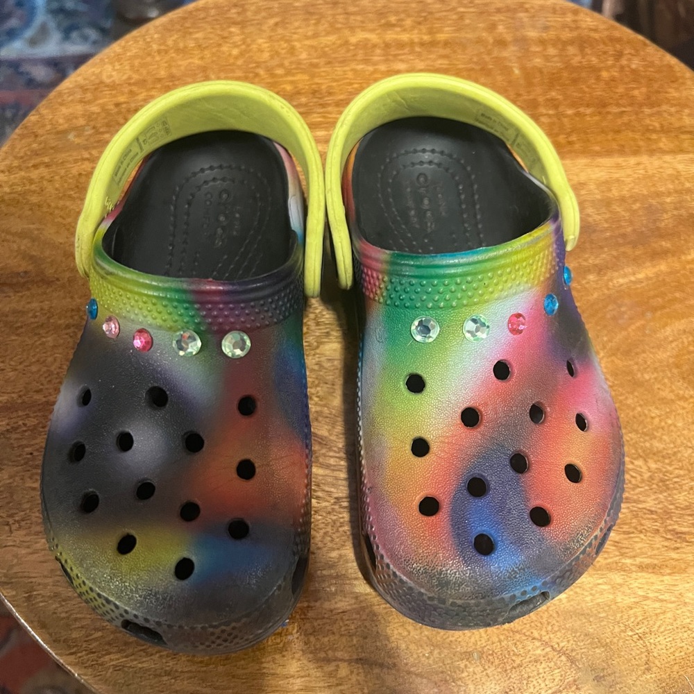 Toddler crocs size 9